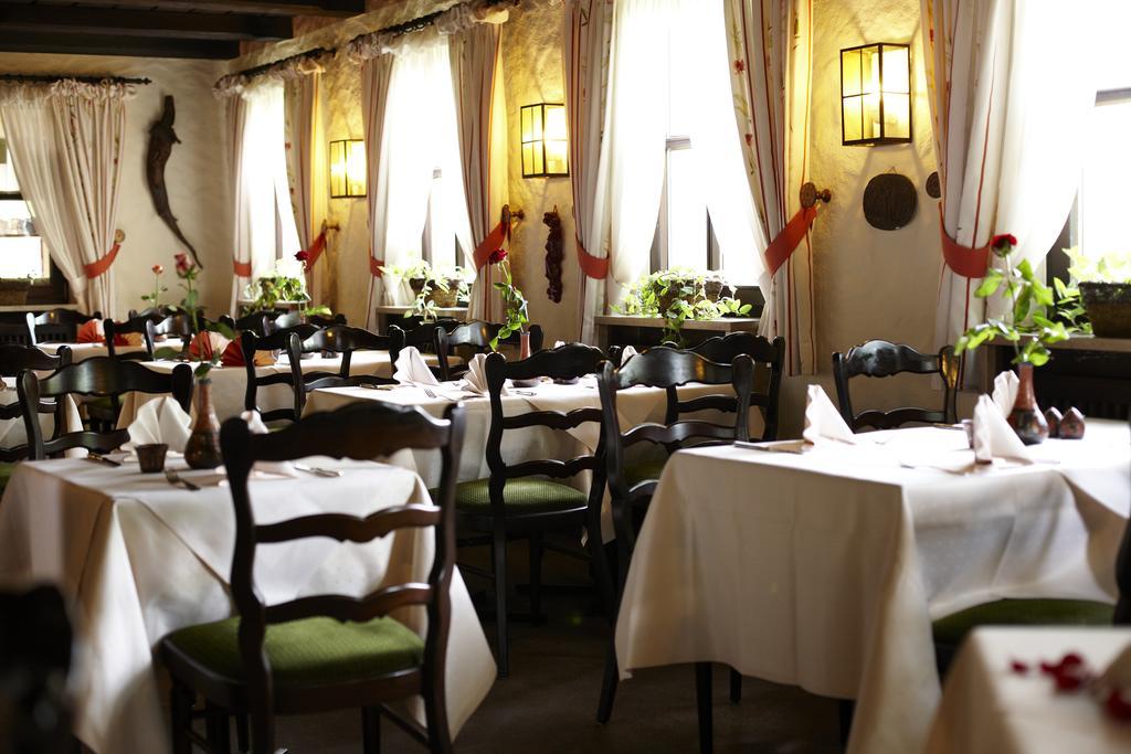Hotel Restaurant Lohmuhle Bayreuth Exteriör bild